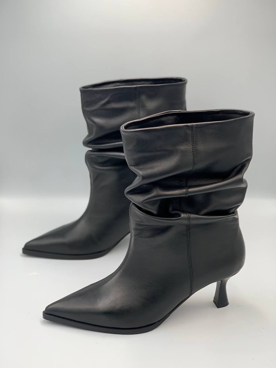 Ботильйони жіночі шкіряні CS6085B12WBLK