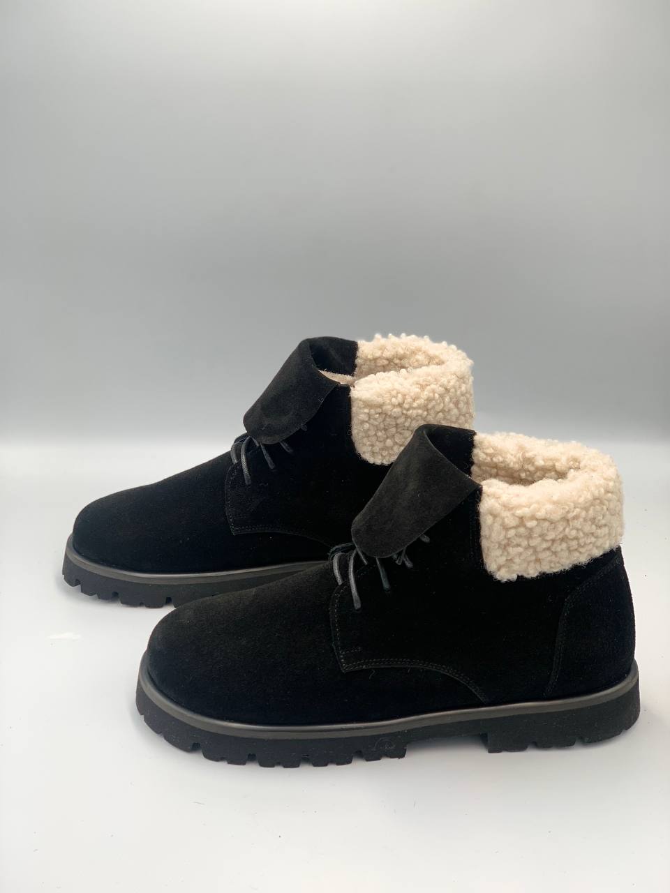 Анатомічні черевики замшеві CSB15WVBLK