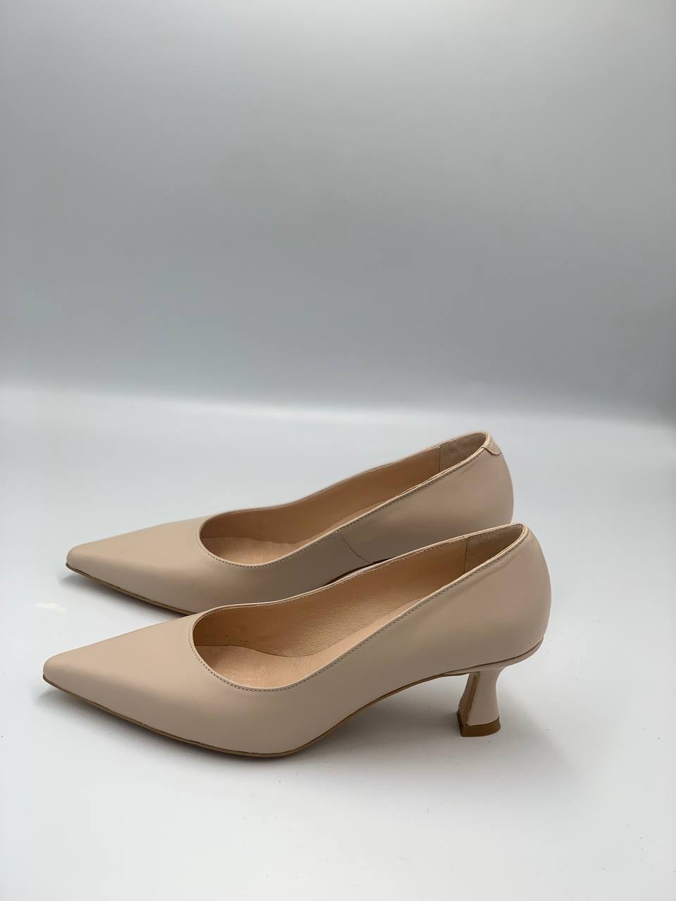 Туфлі-човники шкіряні CSLD56085WBG