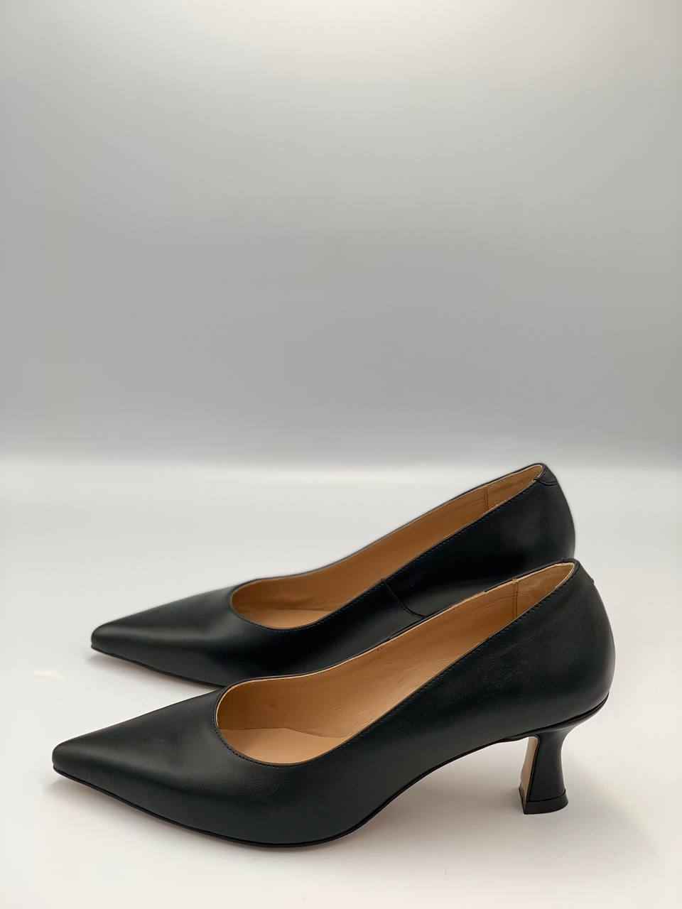 Туфлі-човники шкіряні CSLD56085WBLK